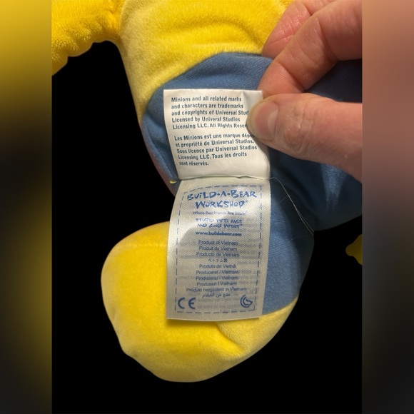 Build a bear BAB Minion Kevin plush stuffie some wear and minor stains from age. - Picture 7 of 8